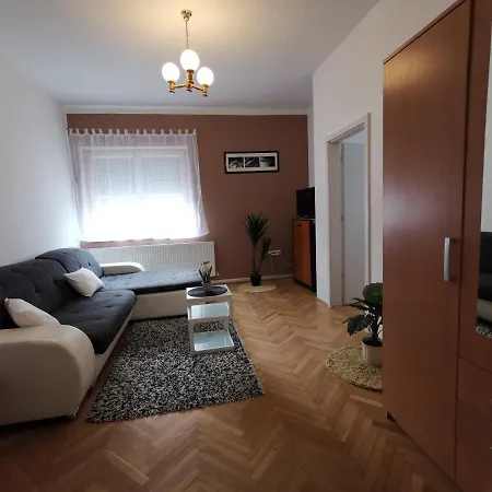 Centrum Apartman Lägenhet Keszthely