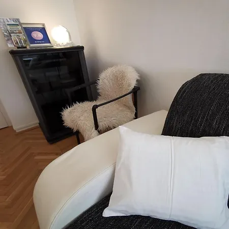 Lejlighed Centrum Apartman Keszthely