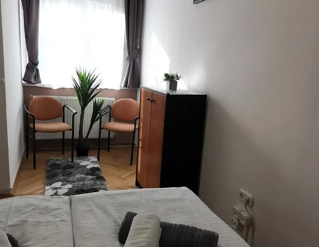 Centrum Apartman 아파트 *