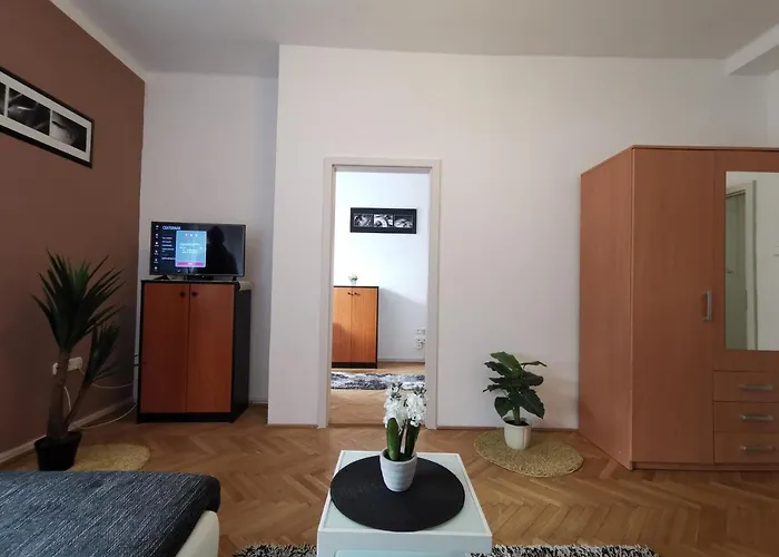 아파트 Centrum Apartman *